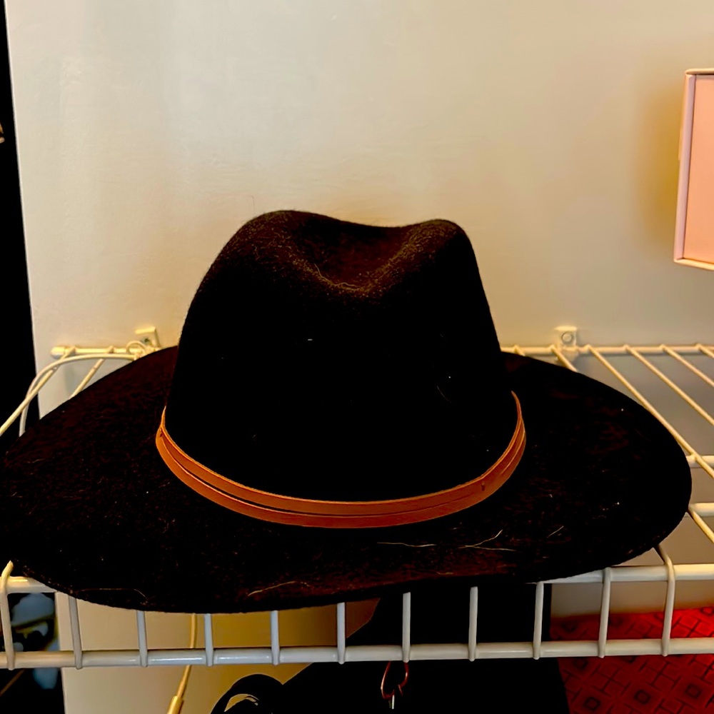 Black fedora